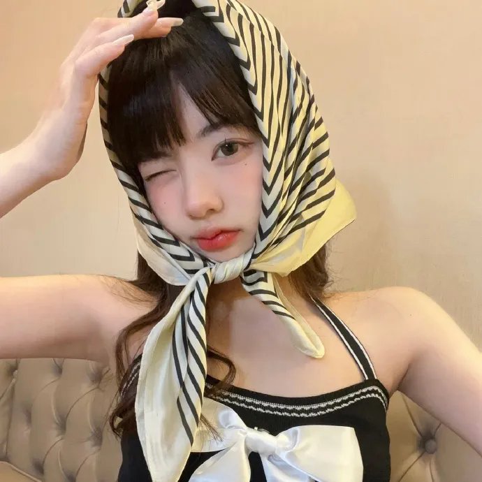 靛蓝